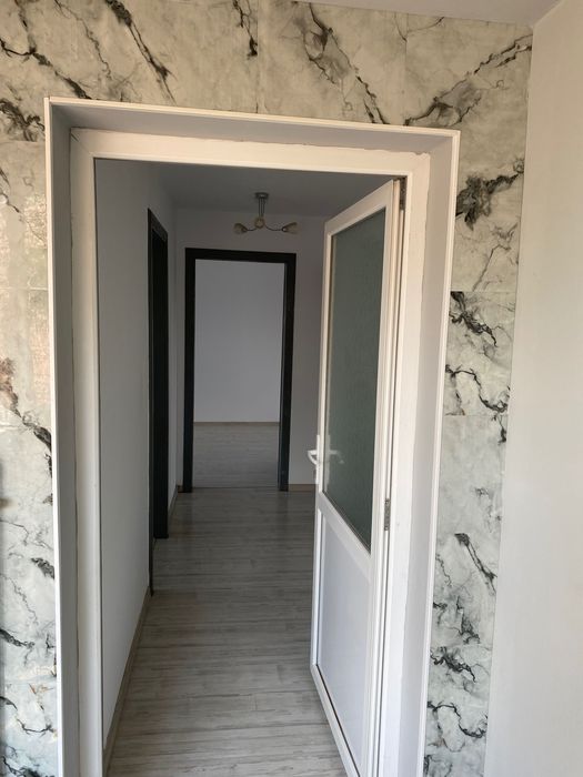 Vând apartament !