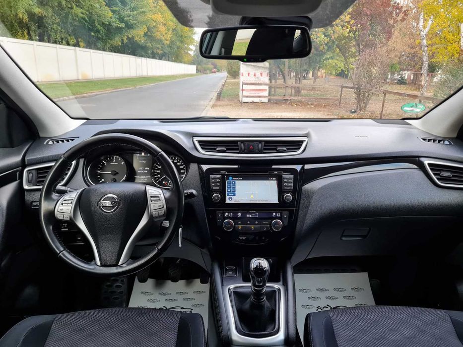 Nissan Qashqai 1.5 DCI diesel 110CP, 2015, km certificați, EURO5, încălzire în scaune, garanție motor + cutia de viteze, posibilitate vânzare în rate