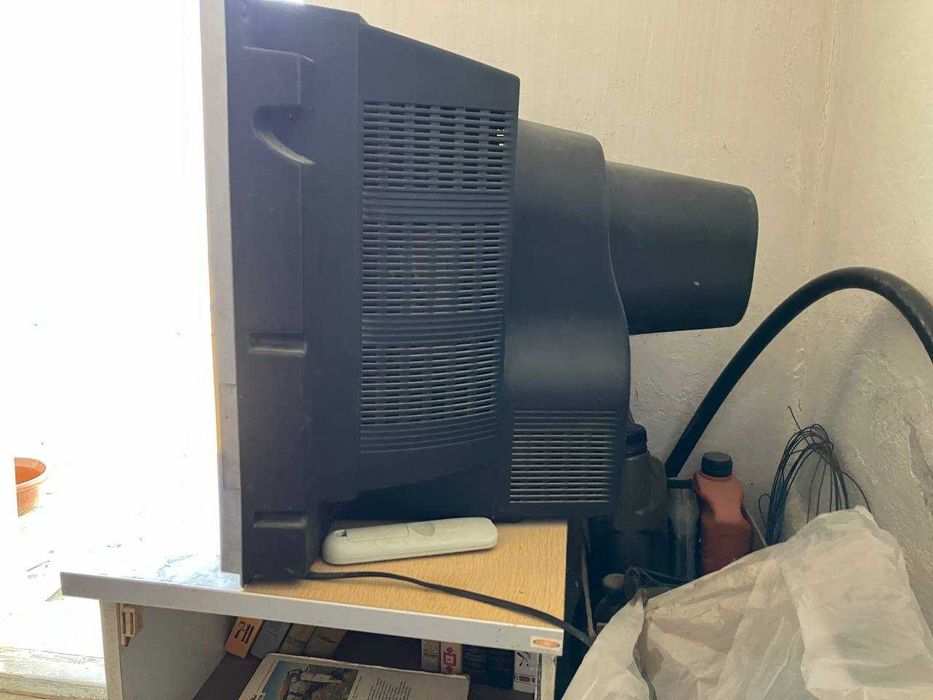 Телевизор цветной