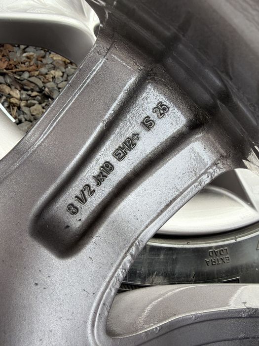 100% Оригинални + Нови гуми BMW 5x120  19 цола