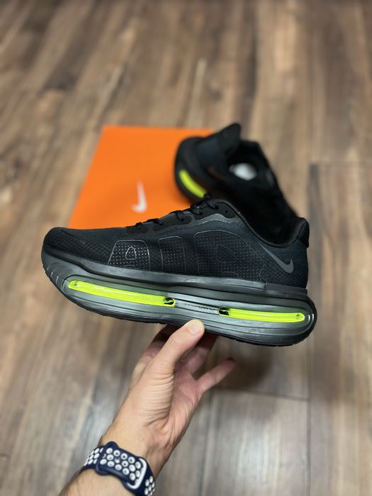 Nike Vomero Premium