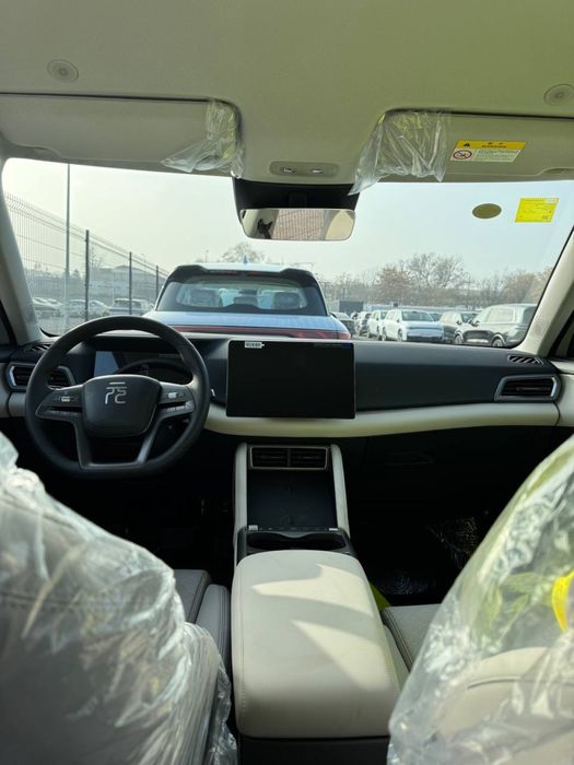 BYD YUAN UP 2 pozitciya