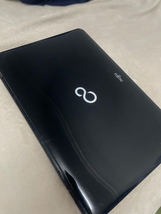 Ноутбук Fujitsu Siemens