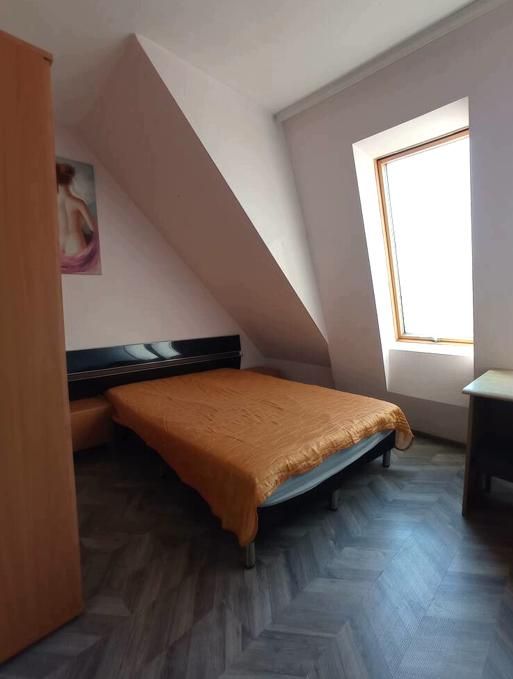 Дава се под наем Двустаен апартамент в Пловдив, Кършияка - 50 кв.м за 448.8 € - Снимка #3