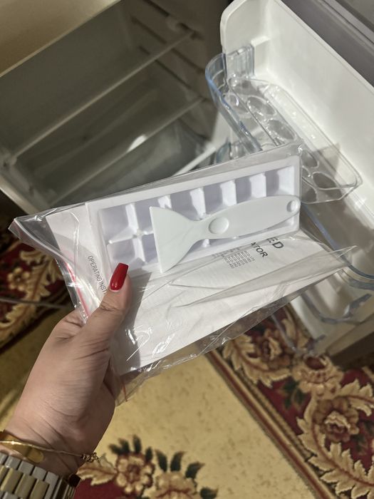 Холодильник почти новый