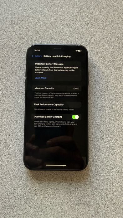 iPhone Xr - 100 % батерия