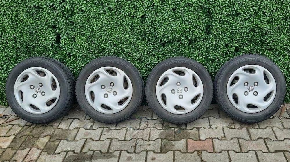 4 бр. Джанти със зимни гуми 175 70 14  от Peugeot 206