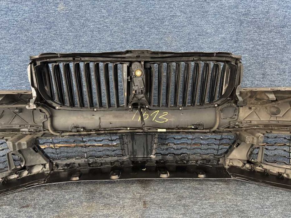 BMW Seria 7 G11 G12 Bara față M Pachet completă