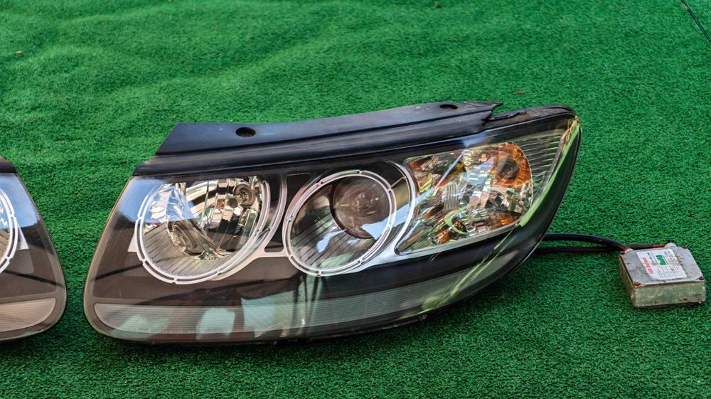 Фарове Hyundai Santa FE Xenon / Фар Хюндай Санта ФЕ Ксенон