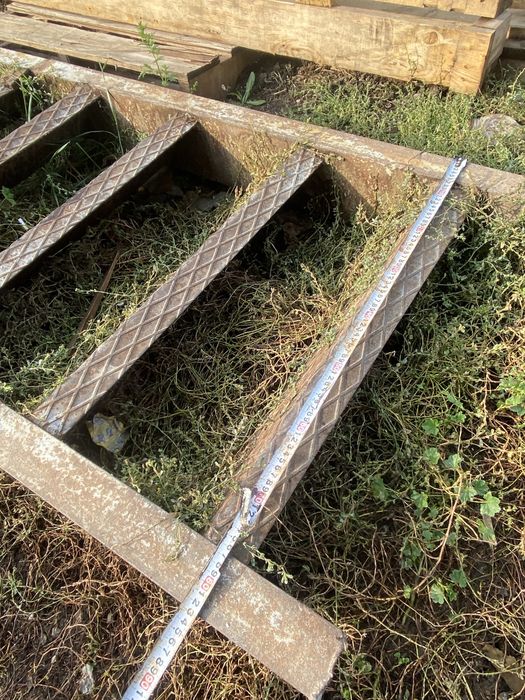 Лесница железный.