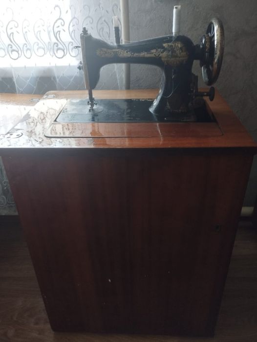 продам швейную машинку зингер
