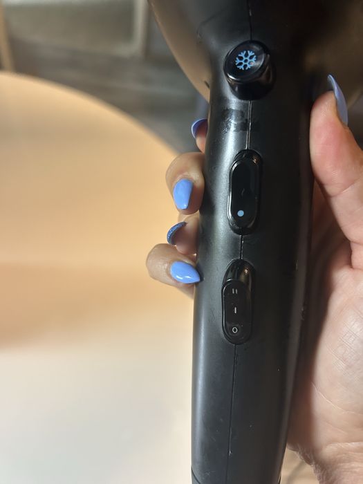 Сешоар Philips salon dry
