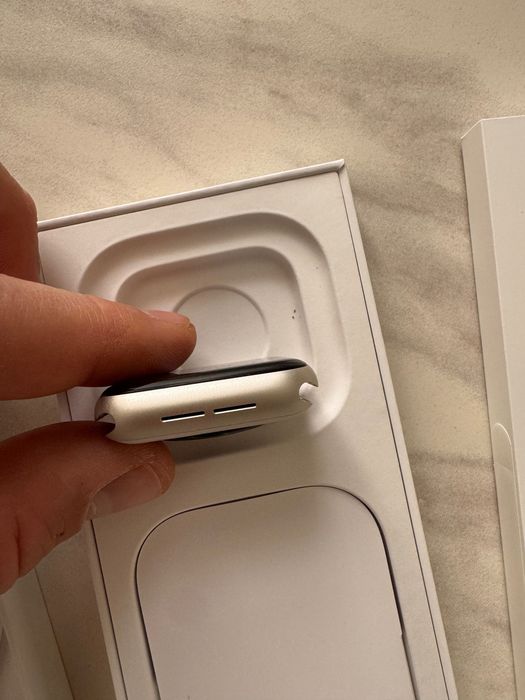 Apple Watch SE 2 40 мм Starlight LTE Cellular