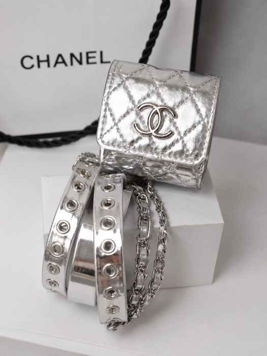 CHANEL чанта мини