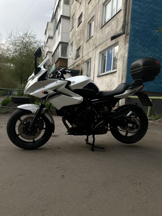 Yamaha XJ6 diversion ABS