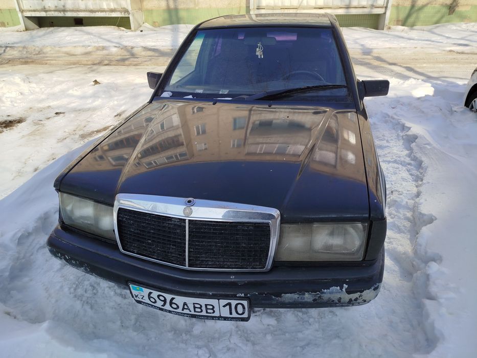 Продам мерса 190