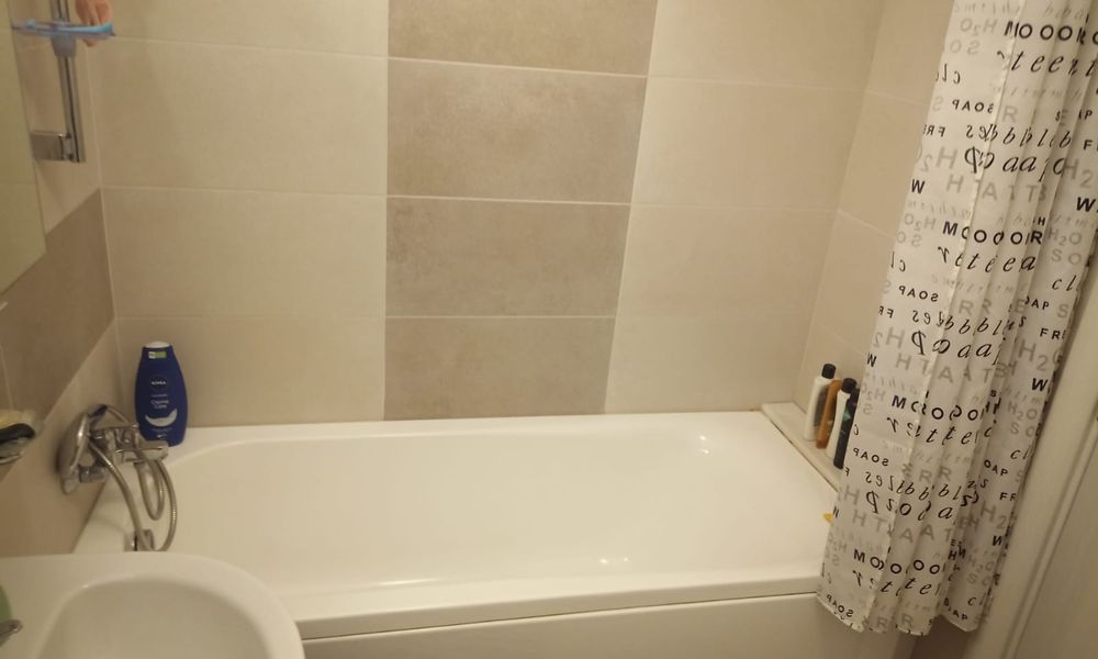 Garsoniera de inchiriat decomandata Otopeni