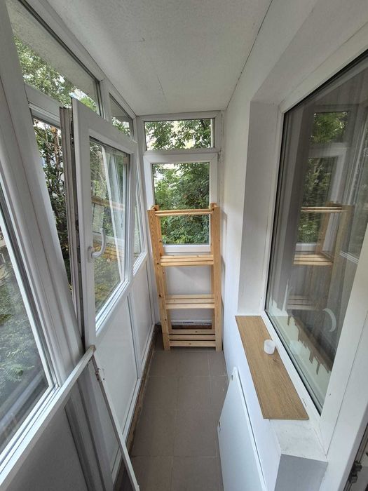 vand apartament 2 camere situat pe Str. Herta zona Mega Mall