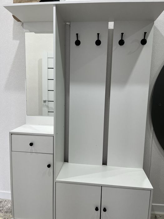 Продаеться шкаф