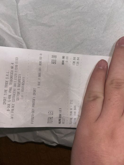 Adidasi dama noi cu bon originali