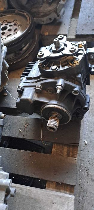 Grup diferential fata / Cutie transfer 4x4 pentru VW Tiguan cu codul: 0A6409107 motor 2.0 TDI , cod CFF / CFG