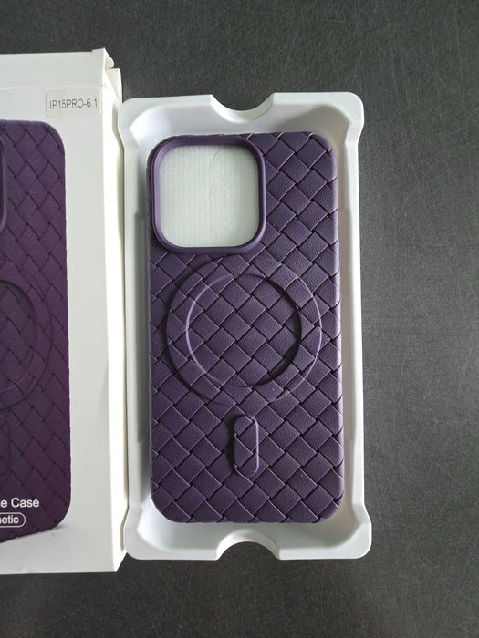 Husă iPhone 15 Pro MagSafe mov + folie protecție