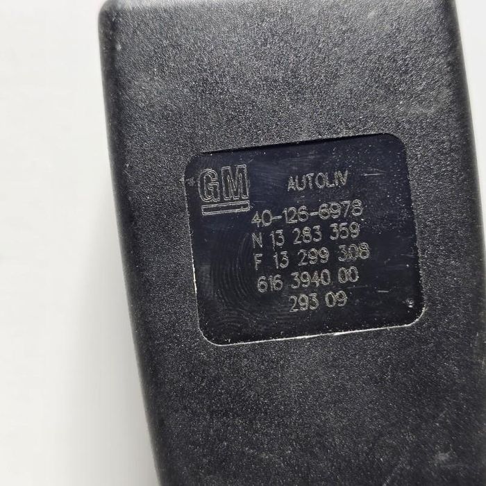 Capsa centura dreapta spate cu senzor prezenta Opel Astra J Facelift