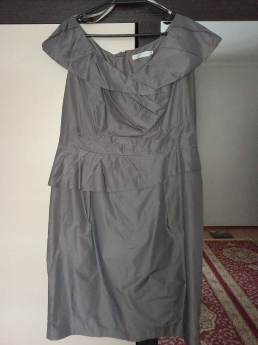 Продам красивое женское платье, 46 разм