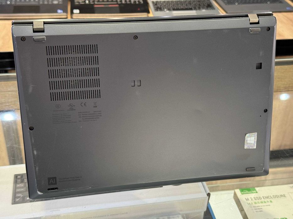 Lenovo ThinkPad T14s 4K IPS Core i7-1165G7  ram 16 ssd 256