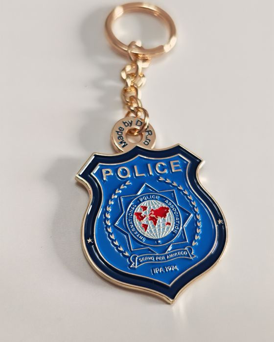 Insigna breloc polite