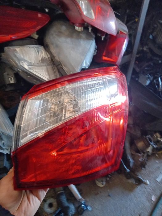 Фейсов стоп 2012г нисан кашкай Nissan