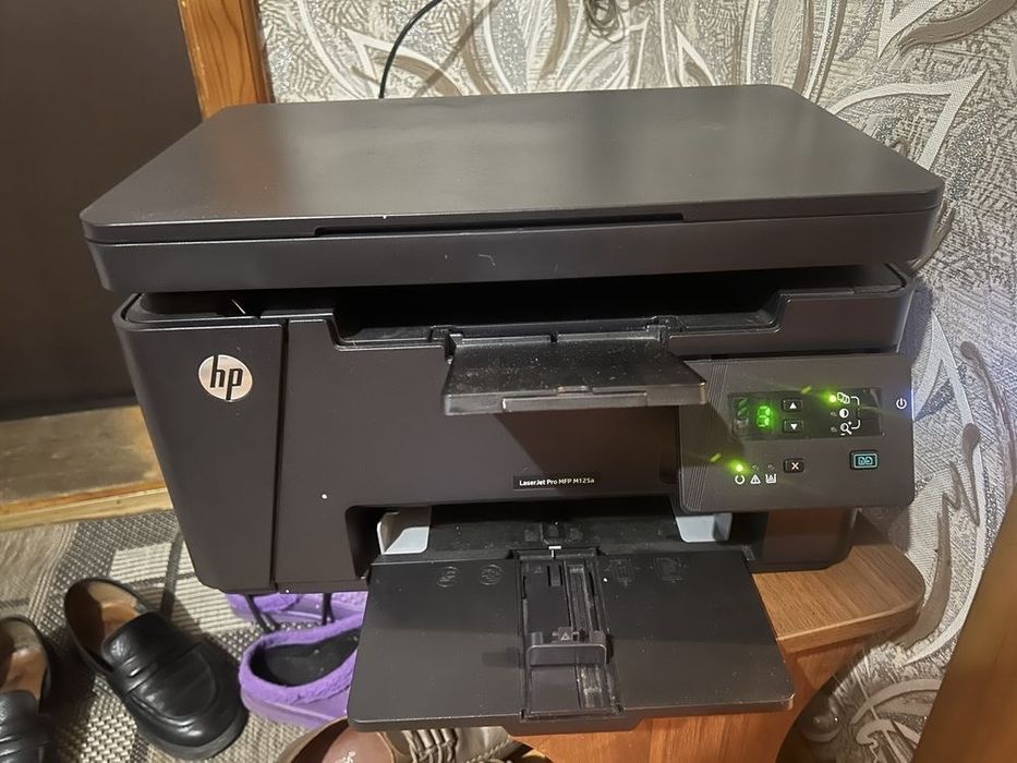 Продам  МФУ HP LaserJet Pro MFP M225dn (CF484A)