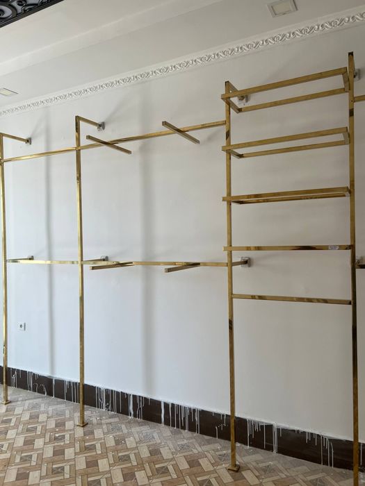 Продаётся вешалки для магазина одежды