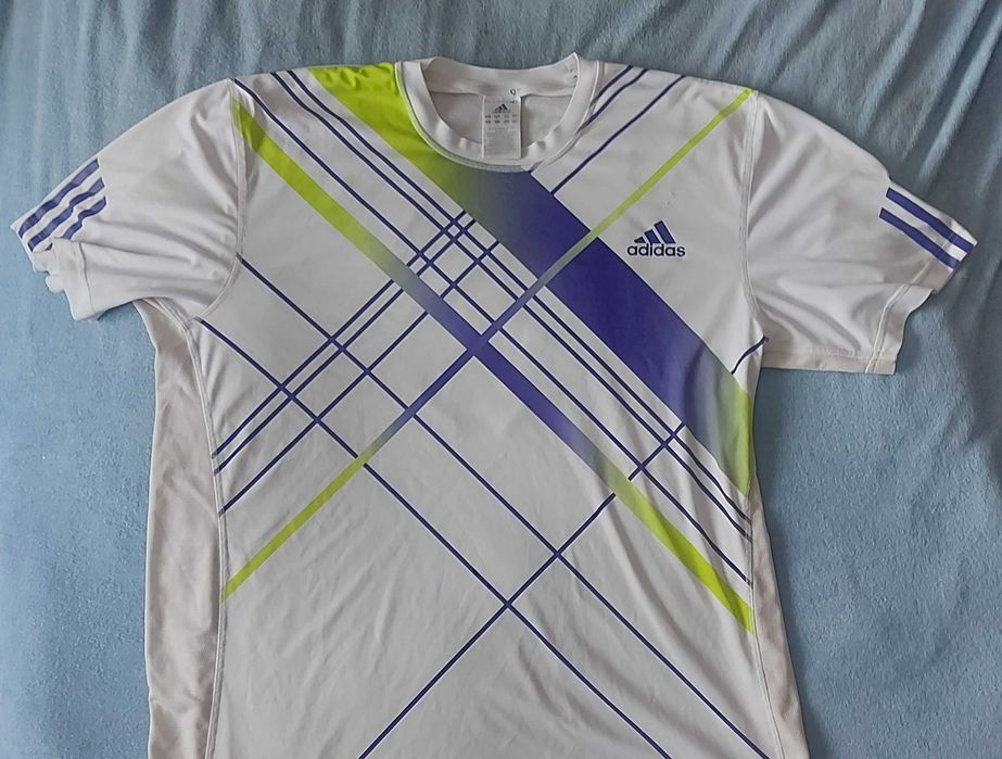 Adidas Tricou sport imprimeu L