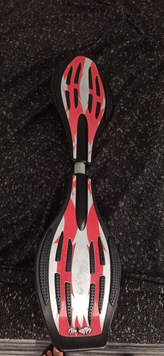 Vând waveboard red
