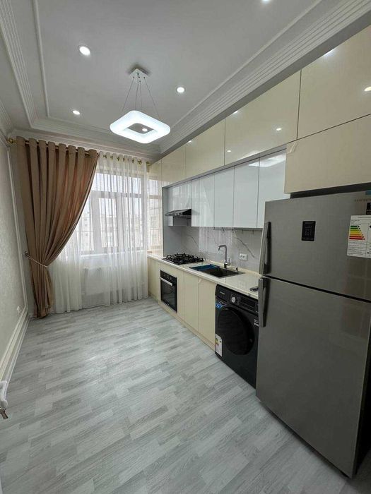 Продаётся 2х комн квартира на 7 этаже Ор-р 6 микрорайон Чинор Молл