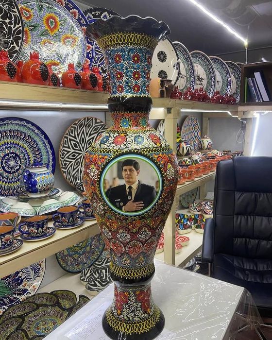 Лаган ва вазага   лого бренд ва расм тушириш хизмати