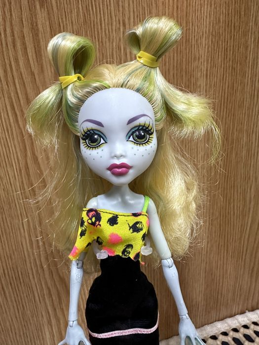 Продам куклу монстр хай!