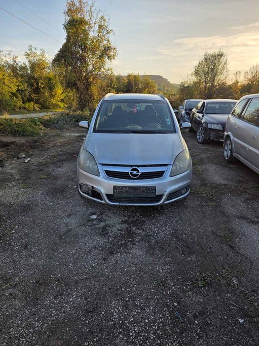 Opel Zafira 1.9 CDTI за части
