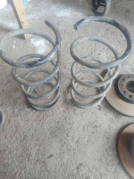 Пружины Audi C4, Toyota ipsum