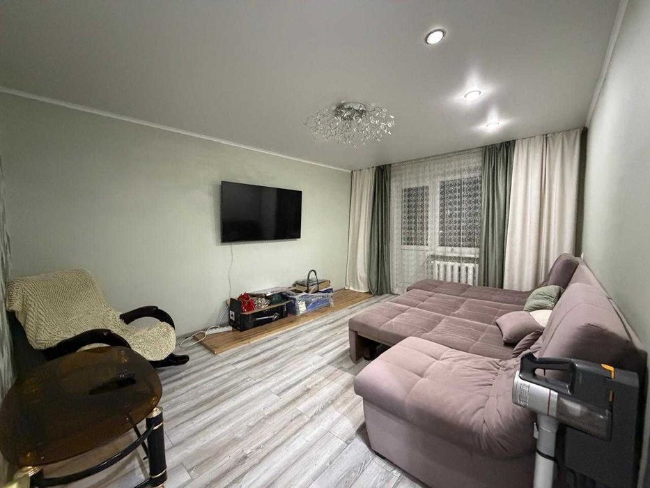 продам 2х ком центр