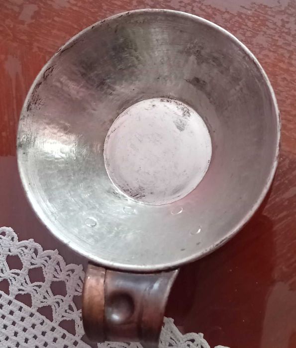 Медна съдинка-свещник