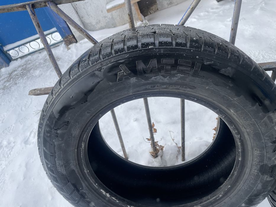 Продам зимнюю резину б/у