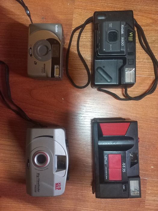 Aparate Foto vechi cu film