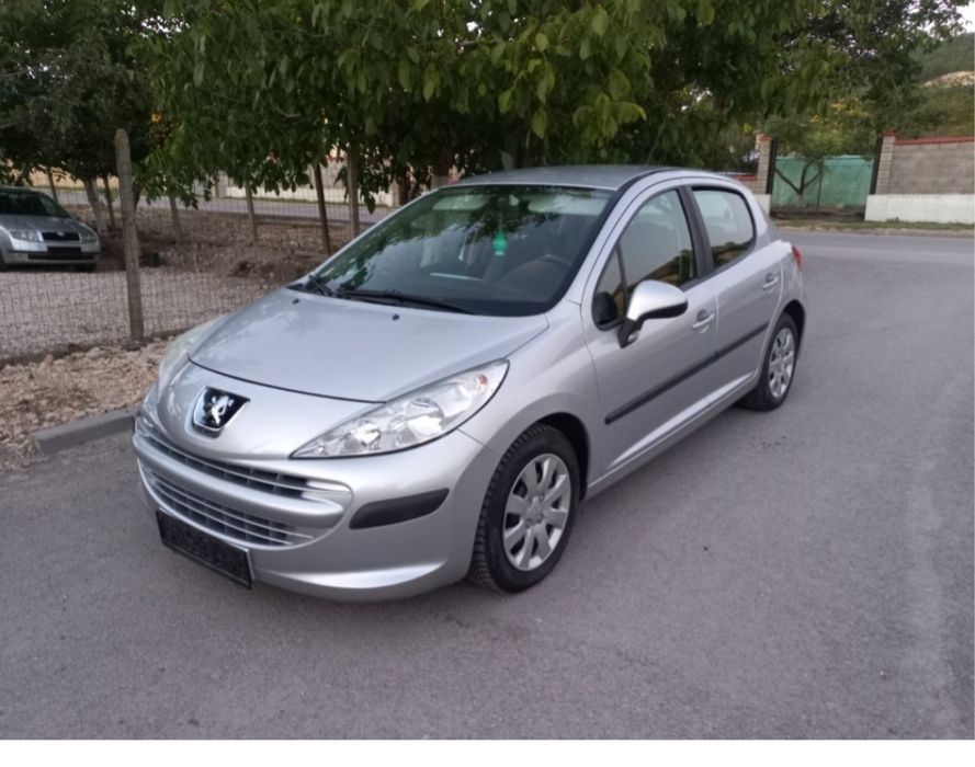 Бус и Автомобили под наем Падащ борд30лв 70лв