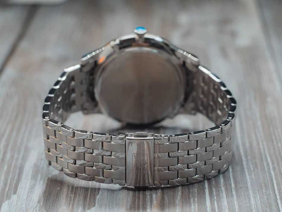 Швейцарские наручные часы Adriatica