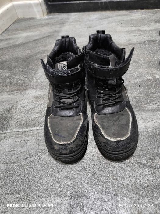 Ботинки зимние 36 рр