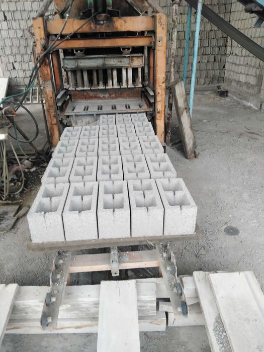 Пескоблочный станок Варианты