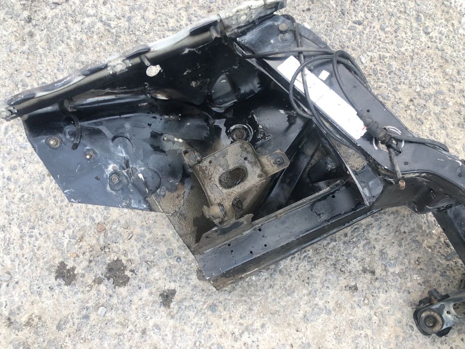 Телевизор на w 124 мерседес