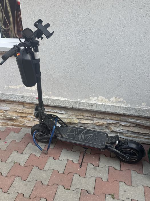 Vand trotineta electrica